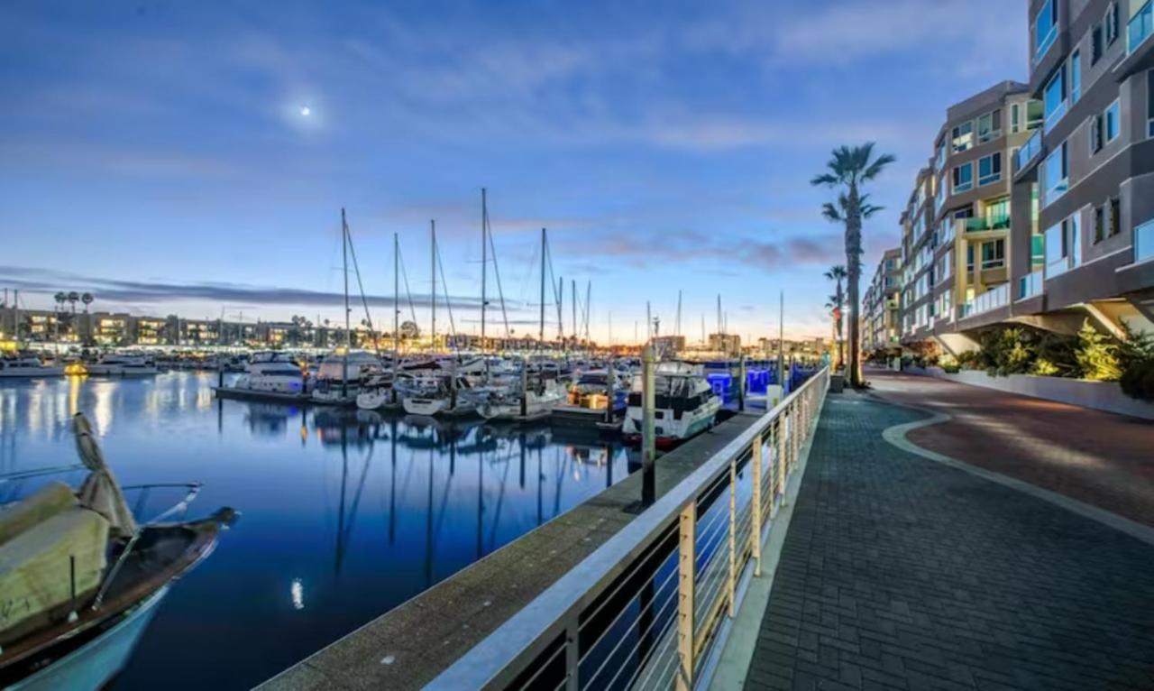 Harbor Views Retreat By Venice In Marina Dr Apartment